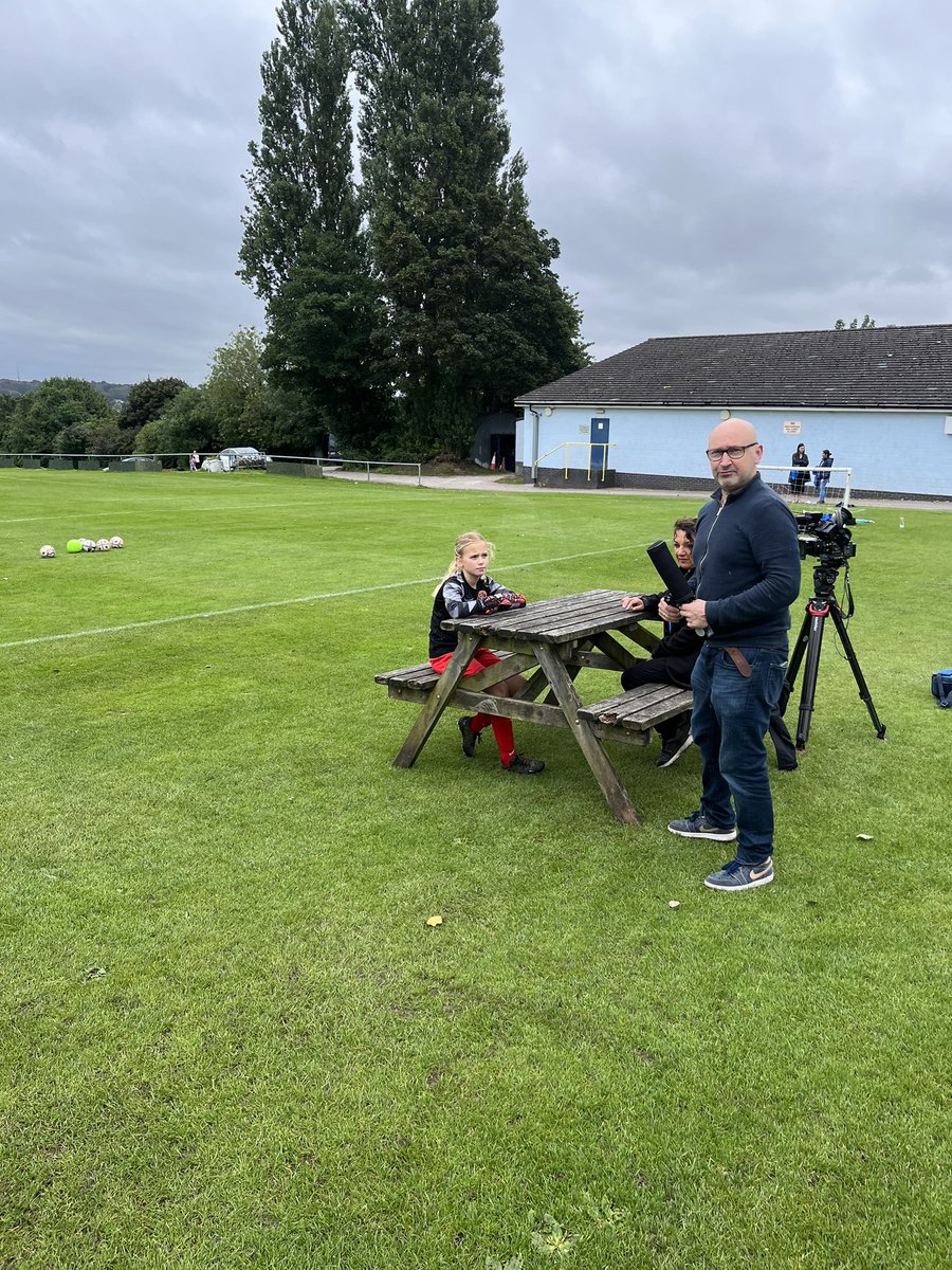 Thank you <a href="/BBCNewsnight/">BBC Newsnight</a> for giving the players an opportunity to show their support for the <a href="/Lionesses/">Lionesses</a> #grassrootslionesses <a href="/mossleygirlsU11/">Mossley Hill Girls ⚽️ Under 14s 26/26</a>