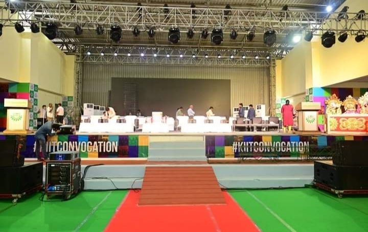 #KIITConvocation #KIITat25 #KIITIANS #AchyutaSamanta #KIITUniversity Biju Patnaik Indoor Stadium,KIIT Deemed to be University is ready for 19th Annual Convocation 2023.Good wishes to all successful students to receive their degree Certificate.