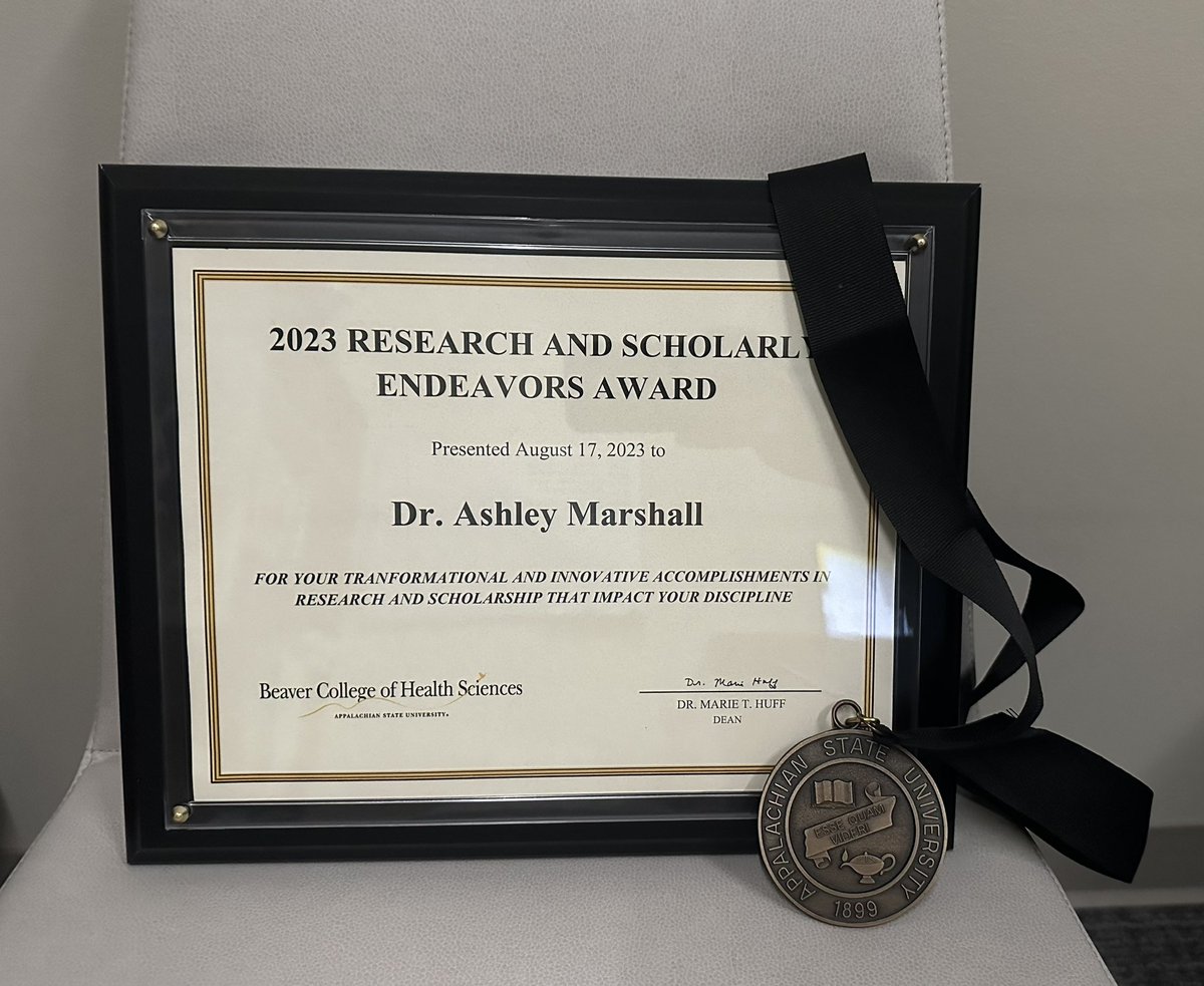 Honored to have been recognized with the Research and Scholarly Endeavors Award at the annual <a href="/bchsappstate/">BCHS@appstate</a> Faculty and Staff Meeting yesterday. Thankful for the continued mentorship, collaboration, and support from <a href="/KennyLam_/">Kenny Lam</a>, <a href="/appstateATP/">App State AT Program</a> faculty and many others!