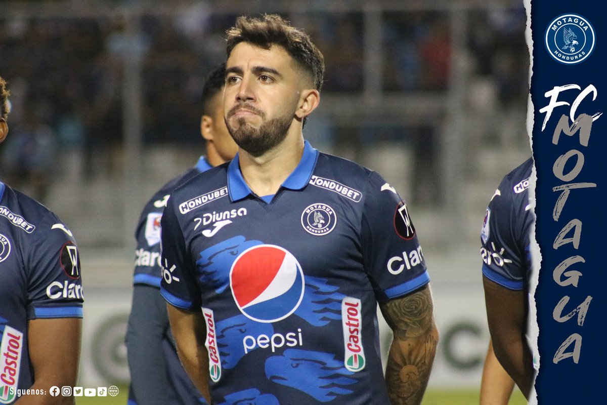 MOTAGUAcom's tweet photo. 📸 | Las mejores #PostalesAzules que nos dejó nuestro partido 🆚 #OlanchoFC por la Copa Centroamericana.
Ⓜ️🦅 | ¡Vamos, Equipo! la misión es seguir volando alto 🦅
#Motagua #CiclonAzul https://t.co/QDzawfFYeV