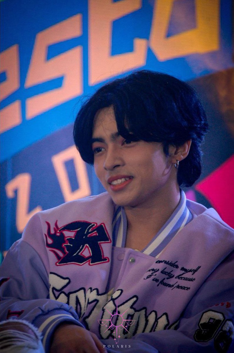 starlit_ofc's tweet photo. 💫POLARIS CONNECTED UPDATES💫
Breathe, Polaris, for he got the charm and a star-like shining eyes that can make you hold your breath.
Here are some photos of @CHARLIE_E16 at @PPOP_Fiesta Batangas Leg last August 13.
#CharlieEmmanuel
#Trainee_Æ https://t.co/3cxHXZHNz8
