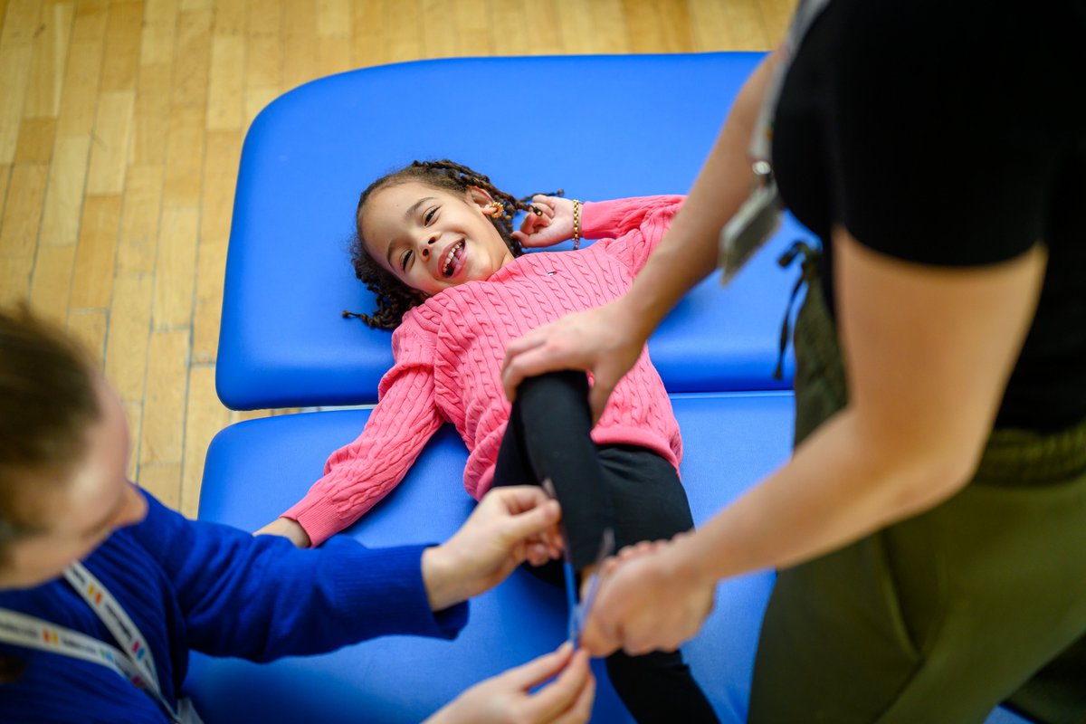 Evelina London tweet media