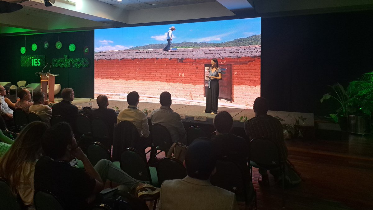 CAINCOBOLIVIA's tweet image. Nuestra primer speaker fue Patrizia Baffioni, directora de movilización de capital de NUUP, quién dio la presentación titulada “Finanzas innovadoras y movilización de capital para el impacto”
#VCILAT2023