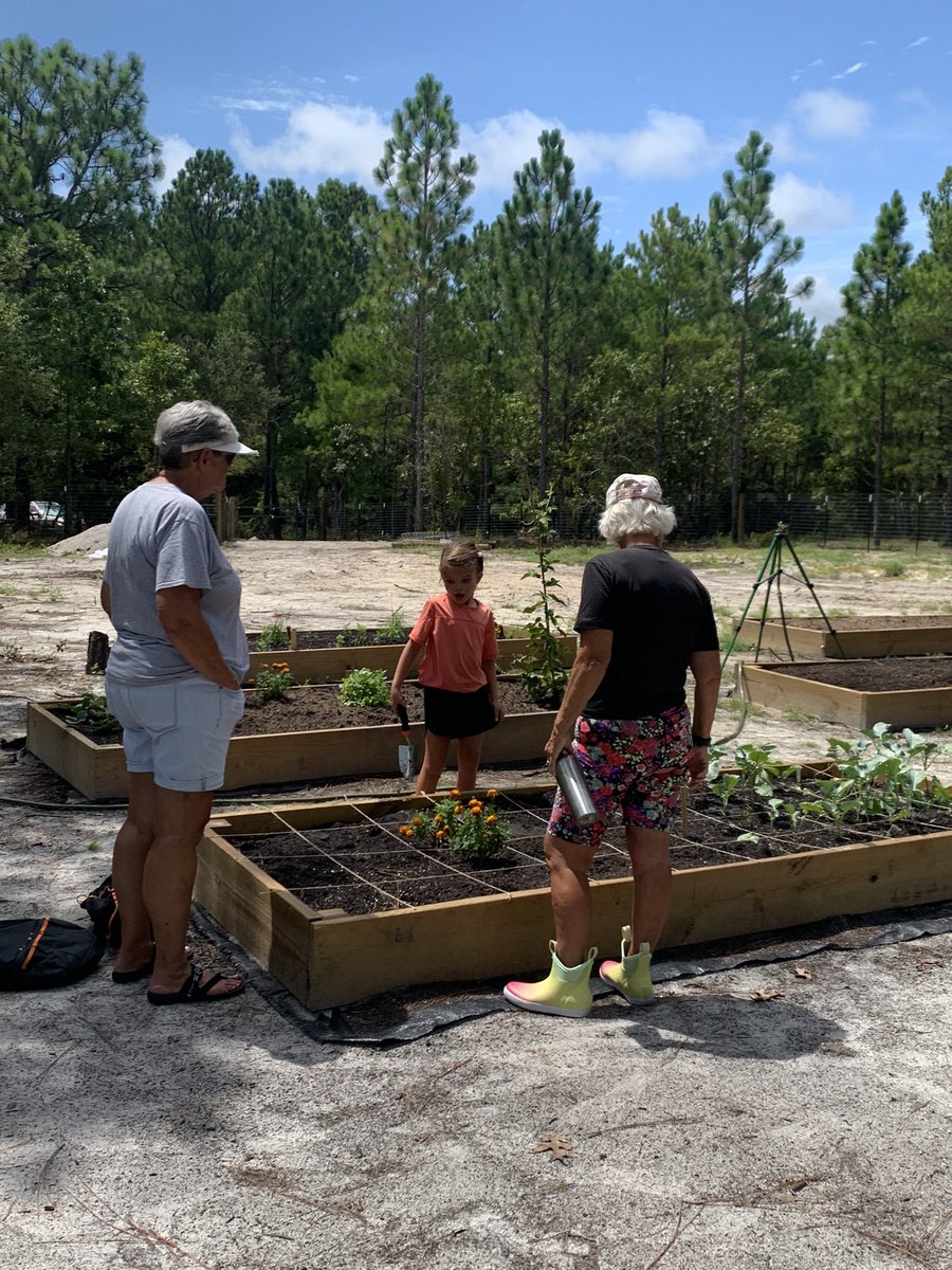 From Handprints to Heartprints: Olivia, Gavin and Grandma Hope lit up the garden yesterday! The Longest Family continues service leadership with <a href="/KIChildrensFund/">KiwanisChildrensFund</a> grant funded community garden! #kidsneedkiwanis