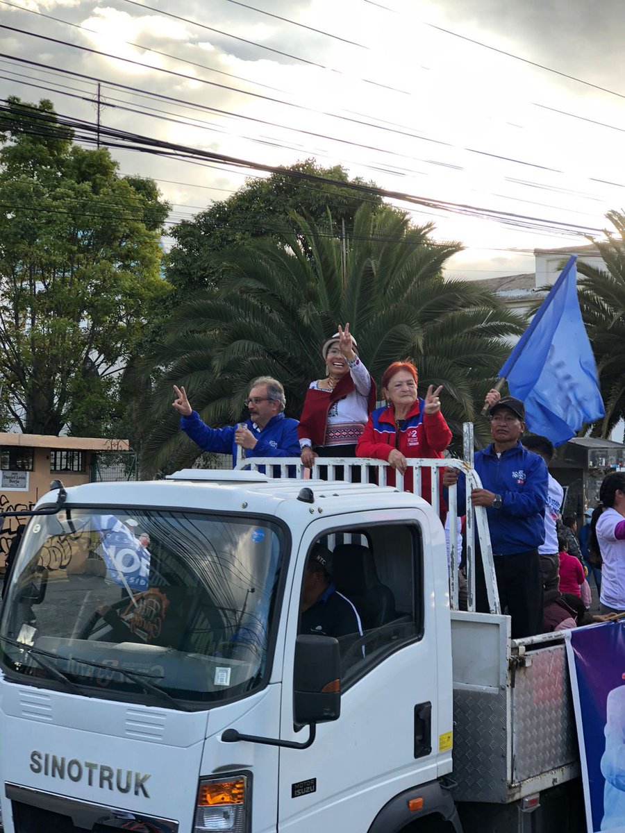 bedranitalo's tweet photo. Gracias por el apoyo Chimborazo, este 20 de agosto cuento contigo. 

¡Claro que se puede! ¡Yaku Presidente e Ítalo Bedrán a la Asamblea!

#YakuPresidente #YakuEs2 #SomosEcuador #SomosChimborazo #ItaloEsChimborazo #ItaloBredran #ItaloAlaAsamblea https://t.co/PdHtVVgXwy
