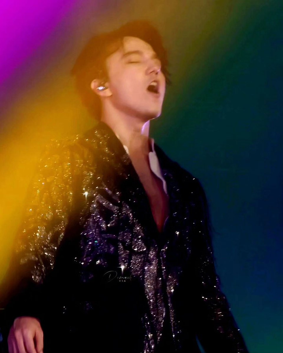 dimash_usa's tweet photo. Happy Friday 🥳💖🎶

In the right light, at the right time, everything is Extraordinary! 
-Aaron Rose

@dimash_official
#dimash #music 
#weloveyouintheusa https://t.co/tn6Ke8Rjka