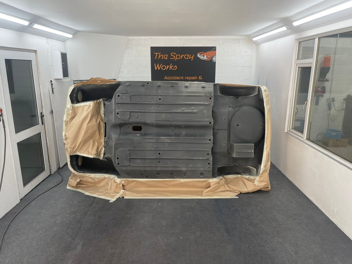 stevepullen2's tweet image. #MiniProject we have colour 1/3 @GeorgeCochrane1 @LeahRebeccaUK @MinxGenie @ArtbyBex @davewel51 @boosplodge @ajpbradley @TisI_LeClerc @UKClassicMini
