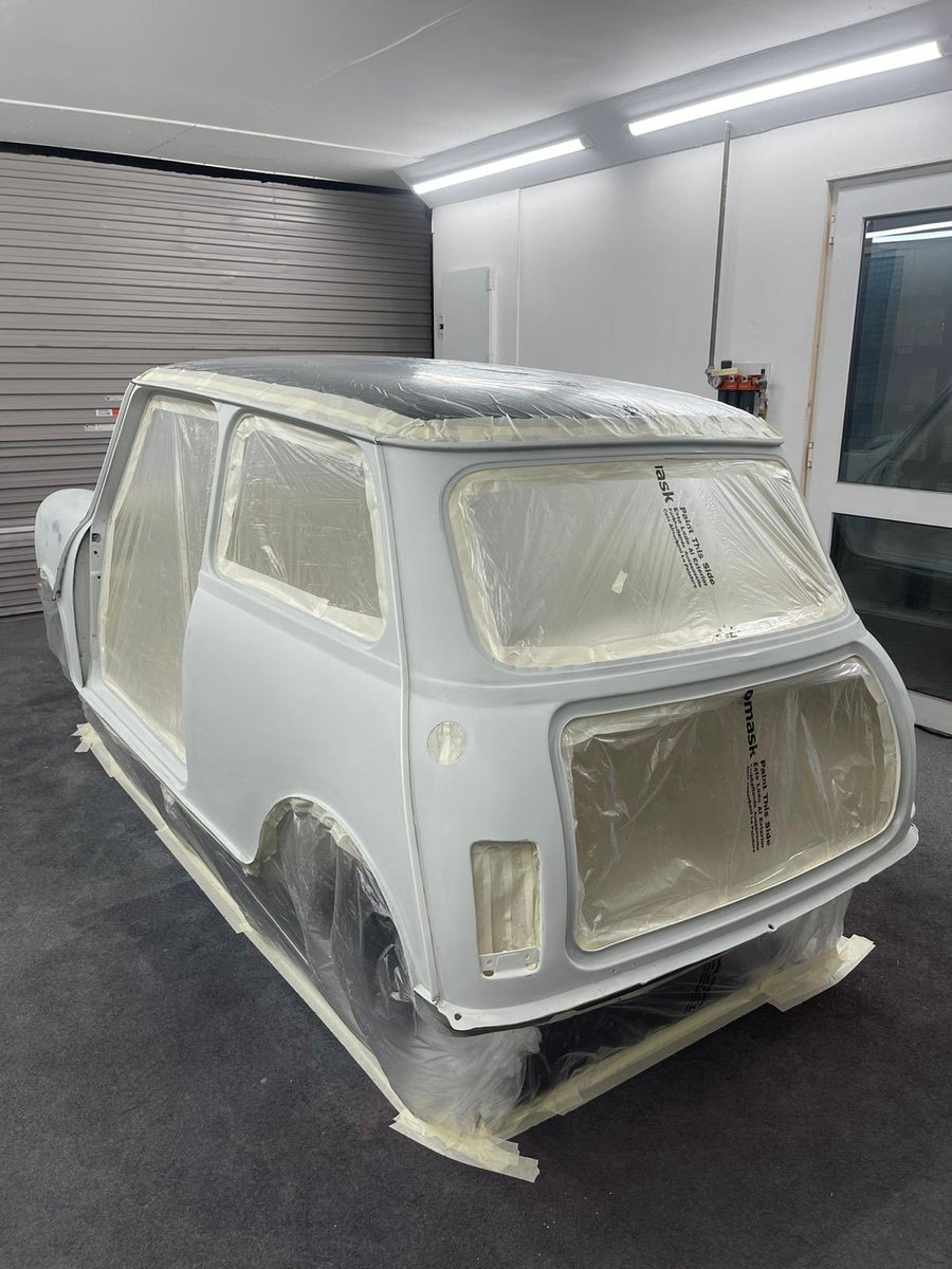 stevepullen2's tweet image. #MiniProject we have colour 1/3 @GeorgeCochrane1 @LeahRebeccaUK @MinxGenie @ArtbyBex @davewel51 @boosplodge @ajpbradley @TisI_LeClerc @UKClassicMini