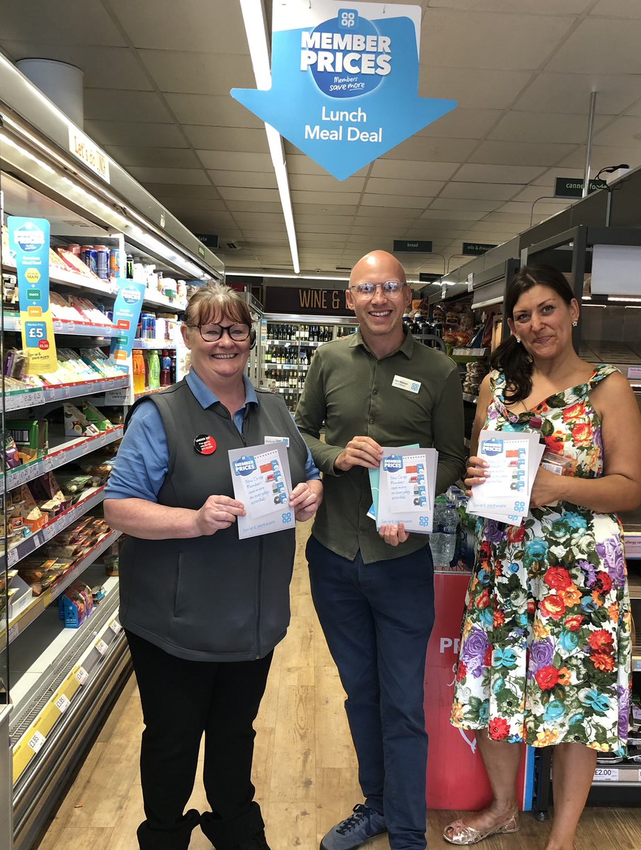 Promoting <a href="/coopuk/">Co-op</a> membership in Queens Rd, Beeston store this afternoon with colleague Emily-Jo &amp; customer, Hannah who’s joining today

✅member prices are lower
✅money to local community causes every time you shop
✅have a say in how the business is run

coop.co.uk/membership
