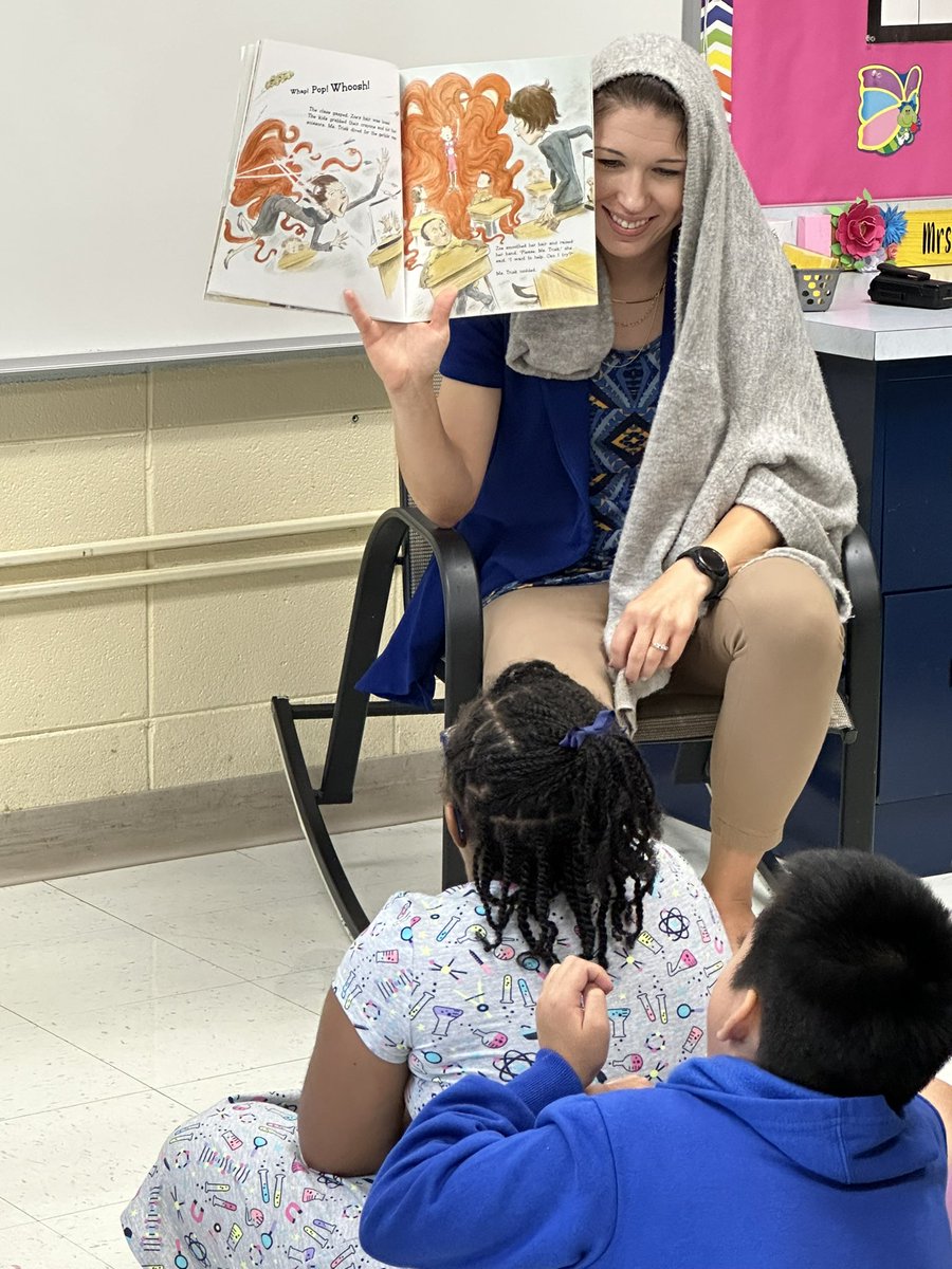 Mrs. Olson tweet media