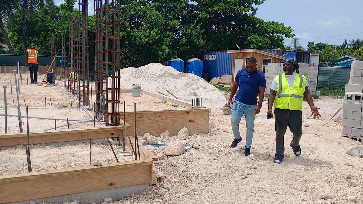 JamahlStrachan's tweet photo. We're on-site today! 

The electrical work is very neat. https://t.co/2y6COZ4yvF