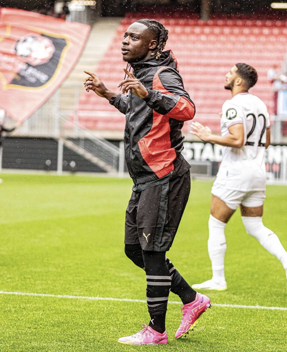 lewiswalkden's tweet photo. [🚨🌕] NEW: #ManCity are waiting to understand what clubs are on Jeremy Doku. West Ham are focusing on diffrent things right now. @ManCity suspect another club could be in negotiations with Jeremy Doku. City DO NOT want to enter into a bidding war. Some source suspect it could be Chelsea that want Doku

[@FabrizioRomano]
