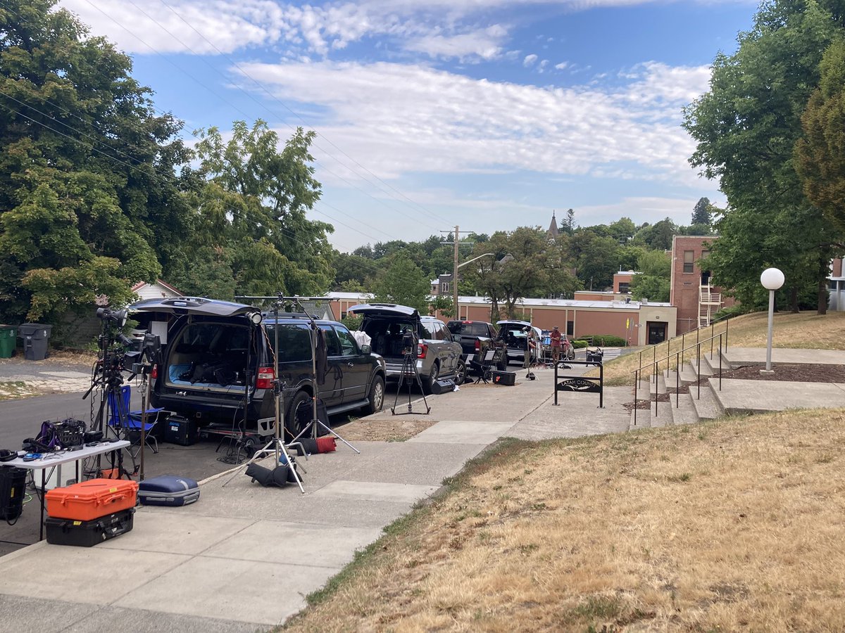 Good morning from #Moscow, #Idaho where #BryanKohberger is set for what could be a fairly consequential hearing in the #Idaho4 murder case. We’re T-2.5 hours from its start and media members still arriving. Stay tuned here and <a href="/IdahoStatesman/">Idaho Statesman</a> for more. Questions? Fire away.
