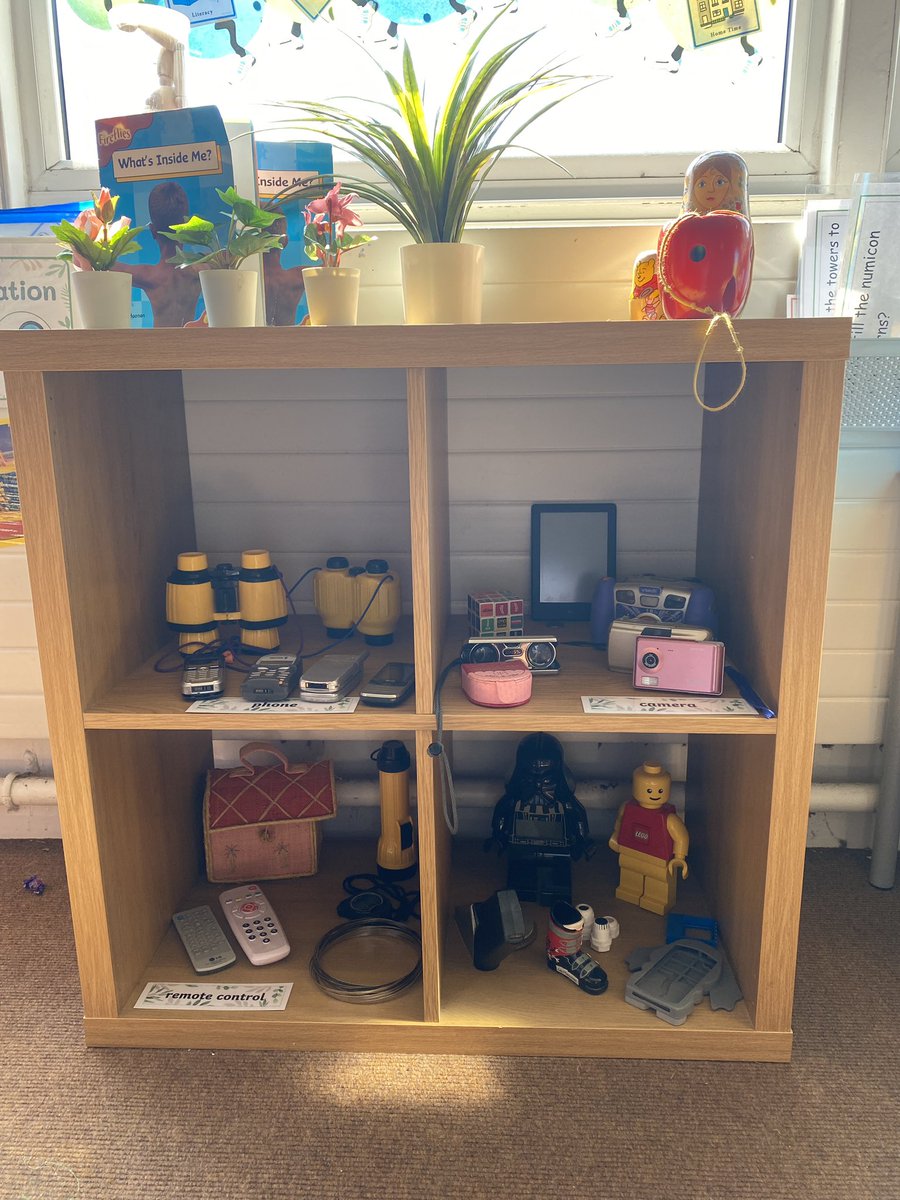 MrsShearer4's tweet photo. Mrs Shearer is looking forward to welcoming the new Primary 1 children on Monday. 😁 The toys are also waiting patiently to meet them! #firstdayofschool #newterm @StMarksIrvine @st_marks_eyc ❤️💛❤️ https://t.co/bOjD24eLQB