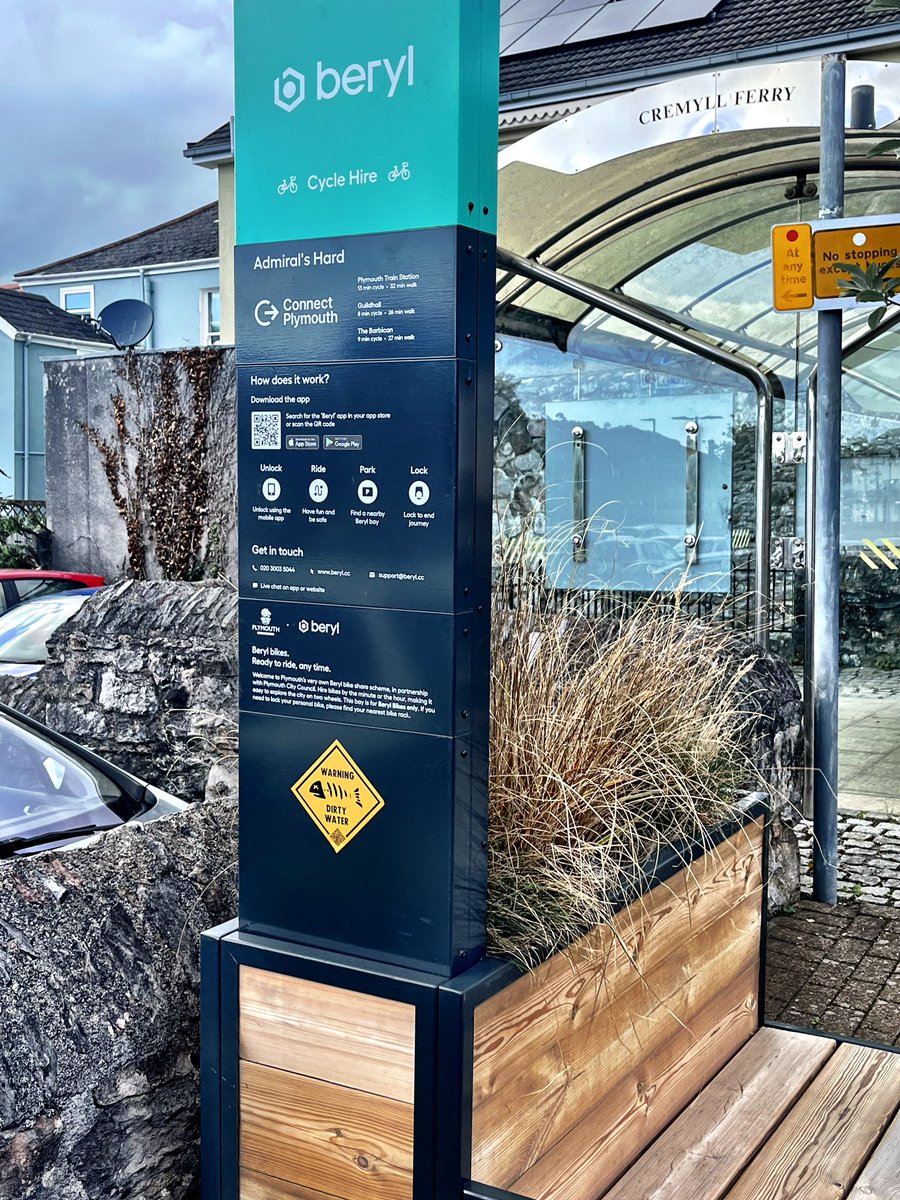 Leapness's tweet photo. Great to see our @madebyleap creative partnering with @plymouthcc @BerylBikes @CoBikesElectric when joined @katestrong01 3000 mile #climatecycle this week from @EdenProject to #plymouth love the projects we get to brand design and make together for a better future. Power to Kate https://t.co/F0NVwsmqj3