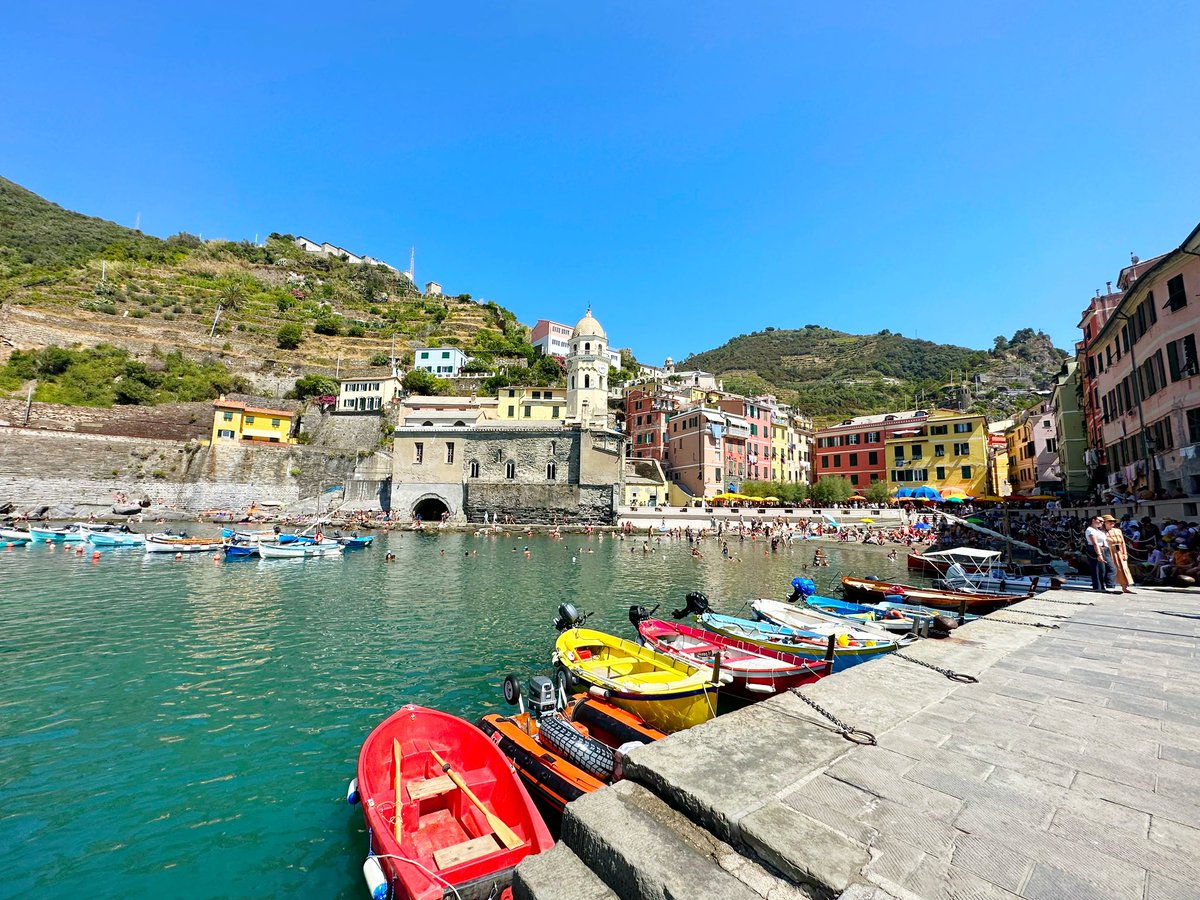 Robyn Silverstone tweet media