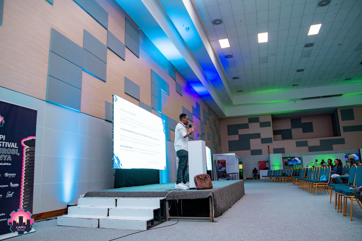 grctutu's tweet image. A session on African API Gateway : Streamlining Backend Services with an API Gateway with @HillaryCollns 
#APIFest    
#APIFestivalsKE