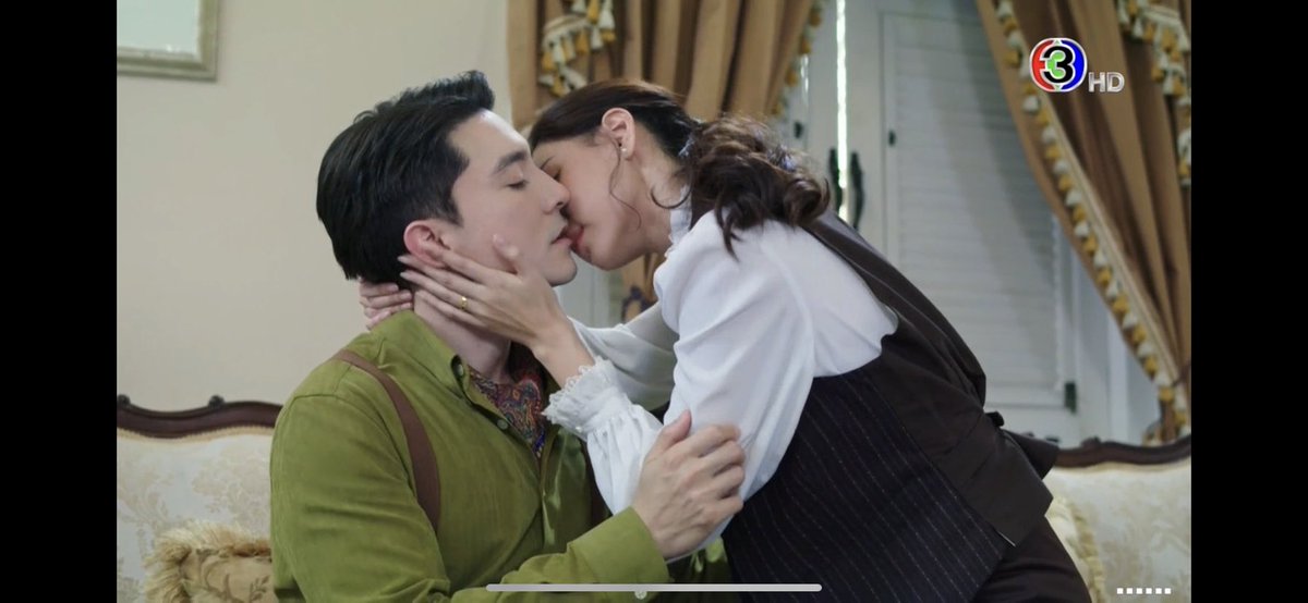 neem_25's tweet photo. คืนนี้จบแล้ว พรุ่งนี้มาดูต่อep14 #กรงดอกสร้อยep13 https://t.co/A8QoMGWWsT
