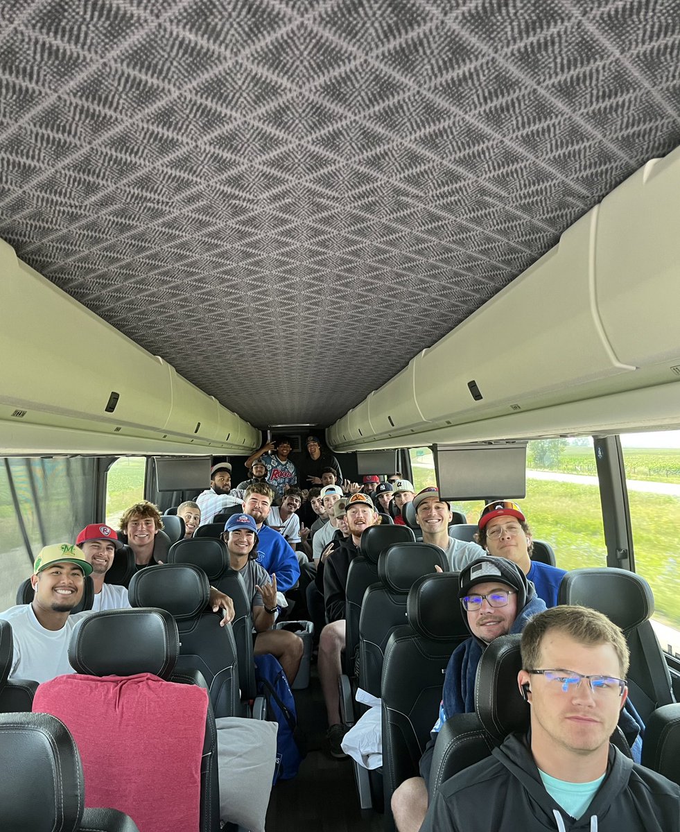 And we’re off!🚌

Next stop:
📍Saint Cloud, MN

#getreadyfortheshow #championshipbound