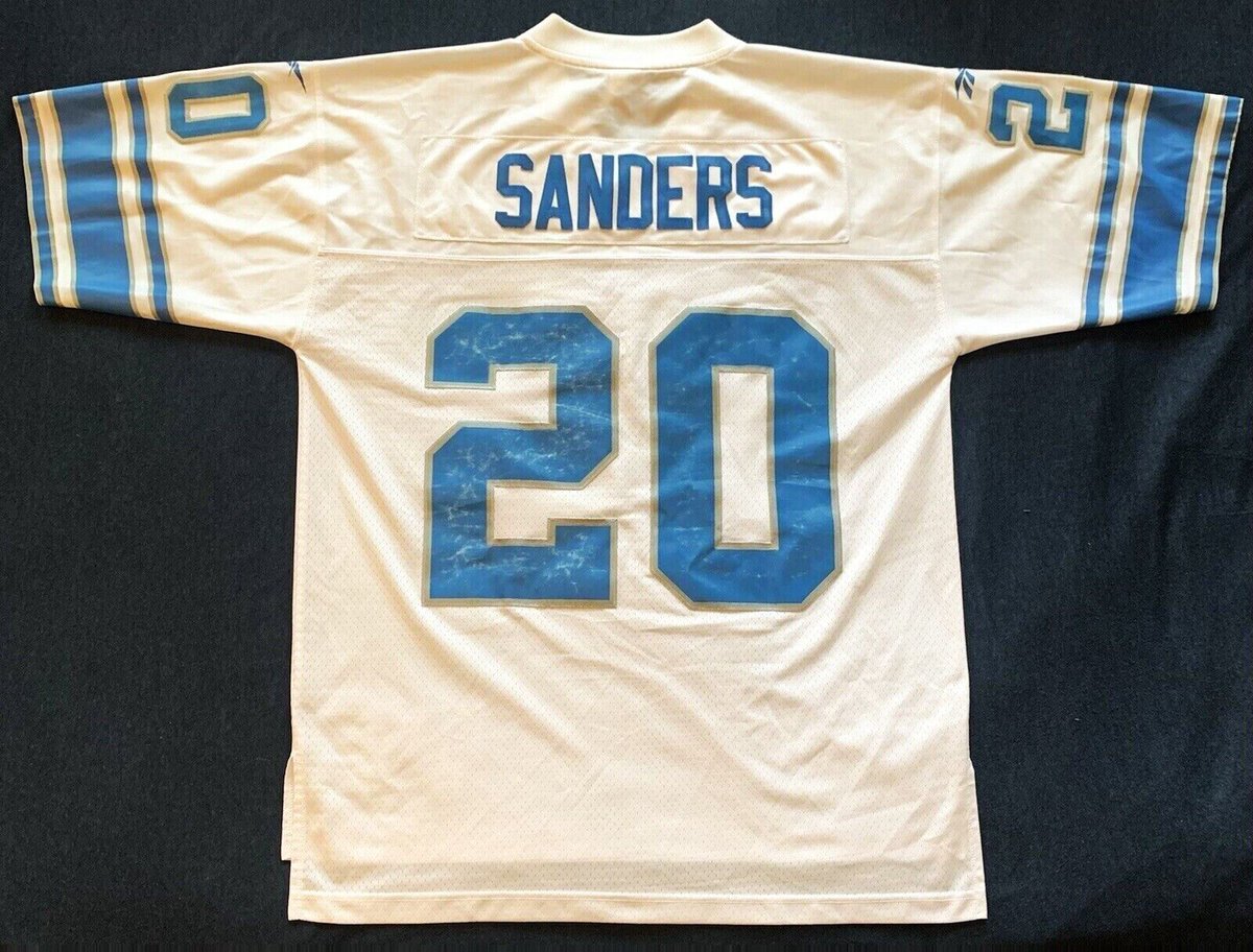 CannonsAndCo's tweet photo. NFC NORTH CHAMPS +145☑️🦁 @Lions @PrideOfDetroit #Lions 

https://t.co/6mhXGSzwXf https://t.co/CPxWTWfqVl