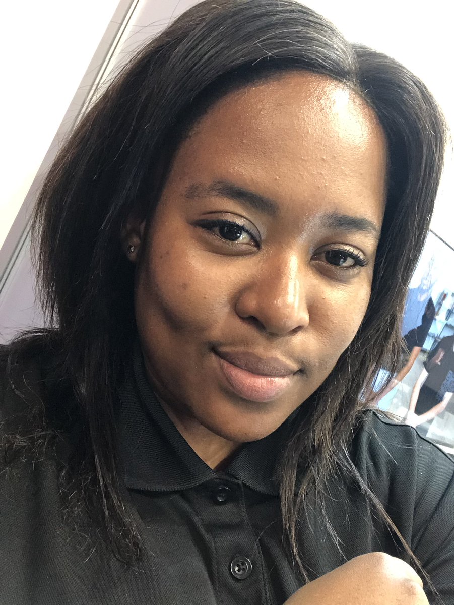 MolefeKeneuoe's tweet image. Bad hair day? Nothing a weave can’t fix 😏