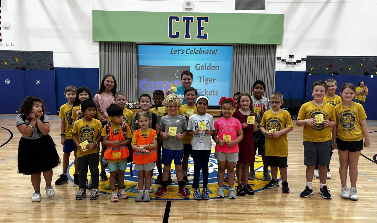 Our first Golden Tigers of the school year!!!! #proudtobeCTE <a href="/MrsDarnell_CTE/">Lori Darnell</a> <a href="/MrsWillis_CTE/">Amanda Willis</a>