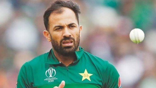 Chit_likhari's tweet photo. This aggressive left-arm bowler participated in 27 Test matches, 91 ODIs, and 36 T20Is for the Pakistani team.

Wahab Riaz's retirement :vtop highlights from fiery Pacer's career.

https://t.co/lgKP6Untta

#wahabriaz #cricket #cricket https://t.co/lIEWOCUOsF