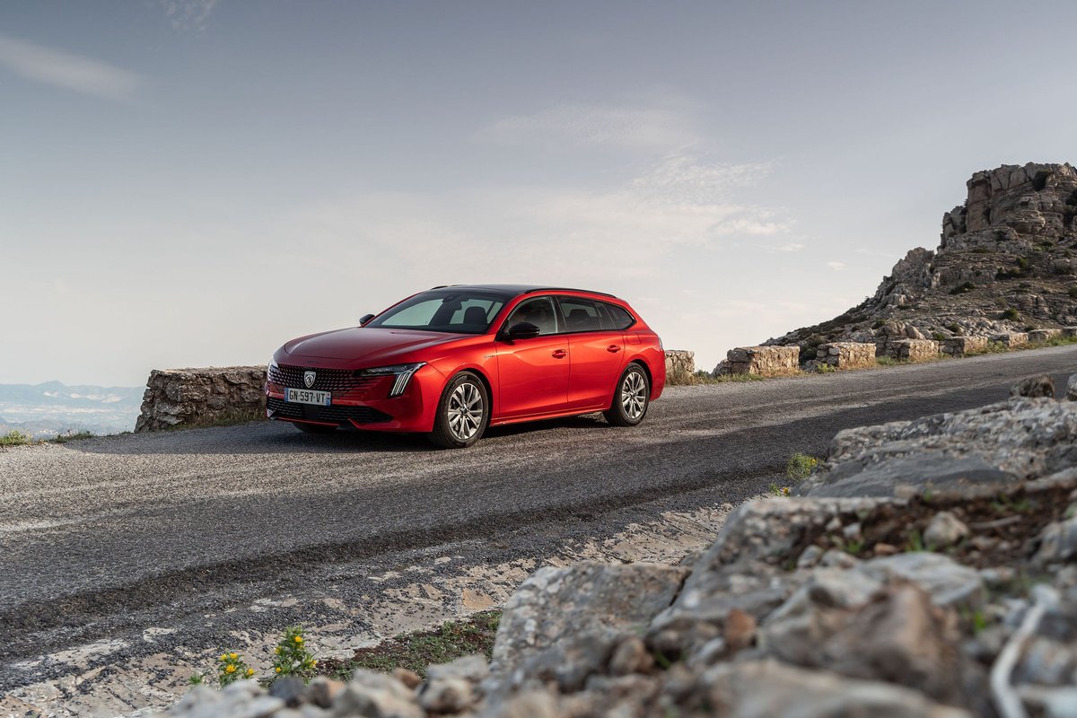 Peugeot's tweet image. Tame the road from the wheel of the new #Peugeot508SW #PlugInHybrid