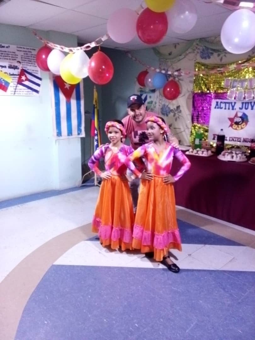 Se realizó en el CDl Antonio José de sucre Activo juvenil 2023.Con la certeza que con y sin bloqueo la juventud cubana avanza,y no retrocederas jamás  porque ustedes son y serán la piedra angular con la que contamos .Felicidades a los jovenes.
#CubaPorLaVida