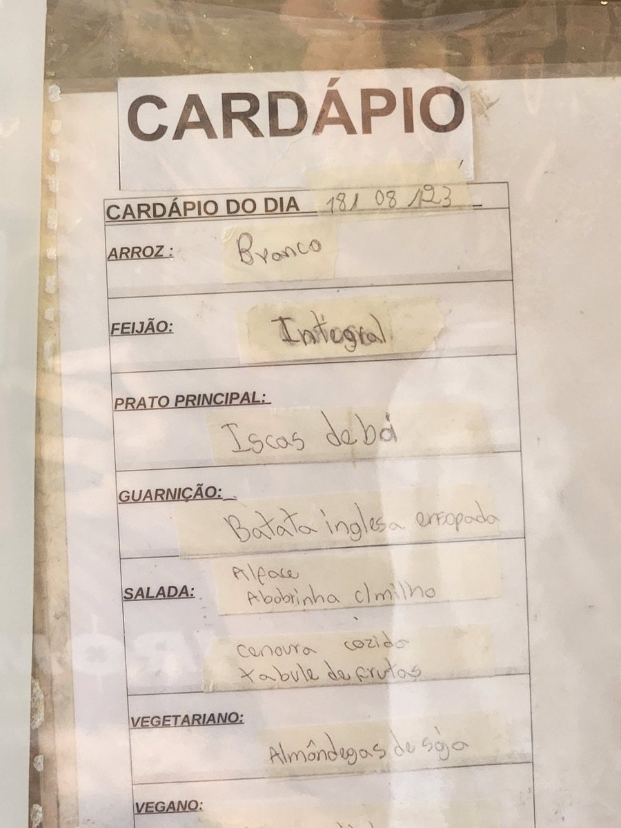 mariahiscoding's tweet image. Então ta ne, nunca vi feijão integral