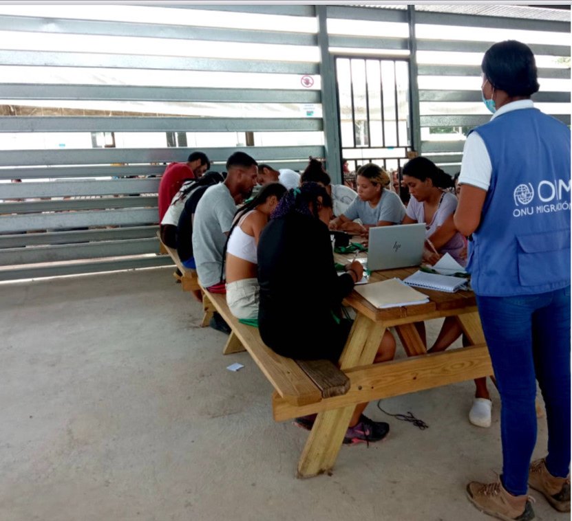 oimpanama's tweet photo. En el marco de la campaña #HablaConLaVerdad continuamos los foros con población migrante, compartiendo las experiencias vividas en el cruce irregular y reflexionando la importancia de compartir la verdad sobre esta travesía. https://t.co/x3HwucZQHP
