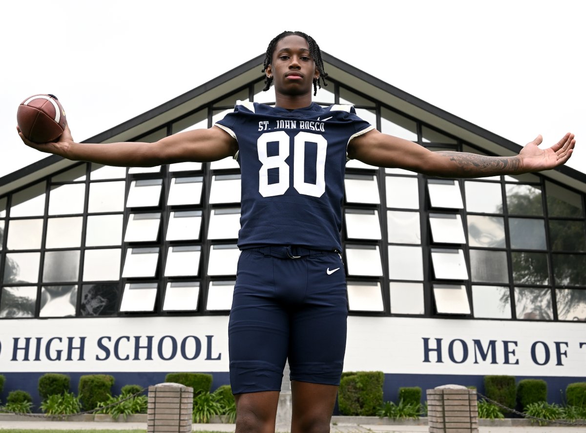 View 📸 by @heston_quan from @SBLiveSports Preseason Power 25 🏈 photo shoot with No. 2⃣ @boscofootball. @sjbathletics @calebbsanchez @Cameronjones177 @BoogieSylvester @E3ANGELO @EligonII @eazycallj @_jordanlockhart @K_LargeDaGreat @AsaViliamu @cellesthegreat @peypey_wood…