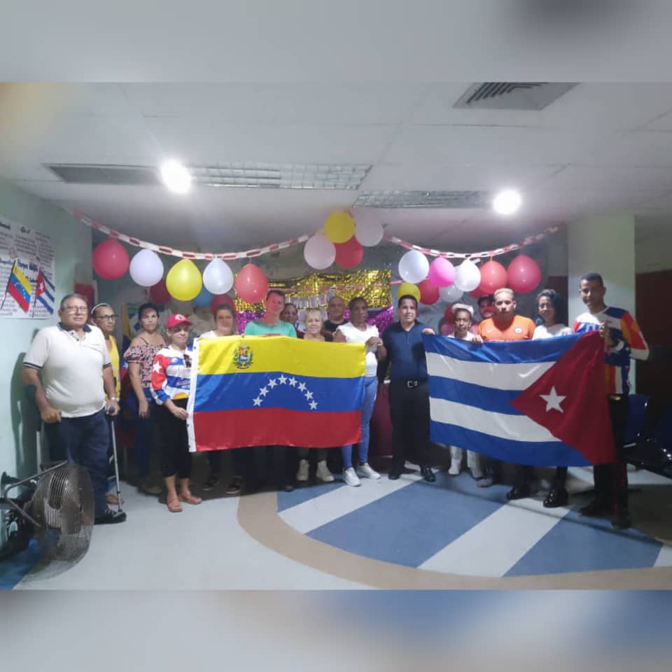 Los jóvenes de la brigada del CDI Antonio José de Sucre estado #Bolivar, realizamos nuestro activo juvenil, cargando de alegría y entuciasmo como caracteriza a la juventud cubana, pero con el sagrado compromiso de continuar la obra revolucionaria.#CubaPorLaVida