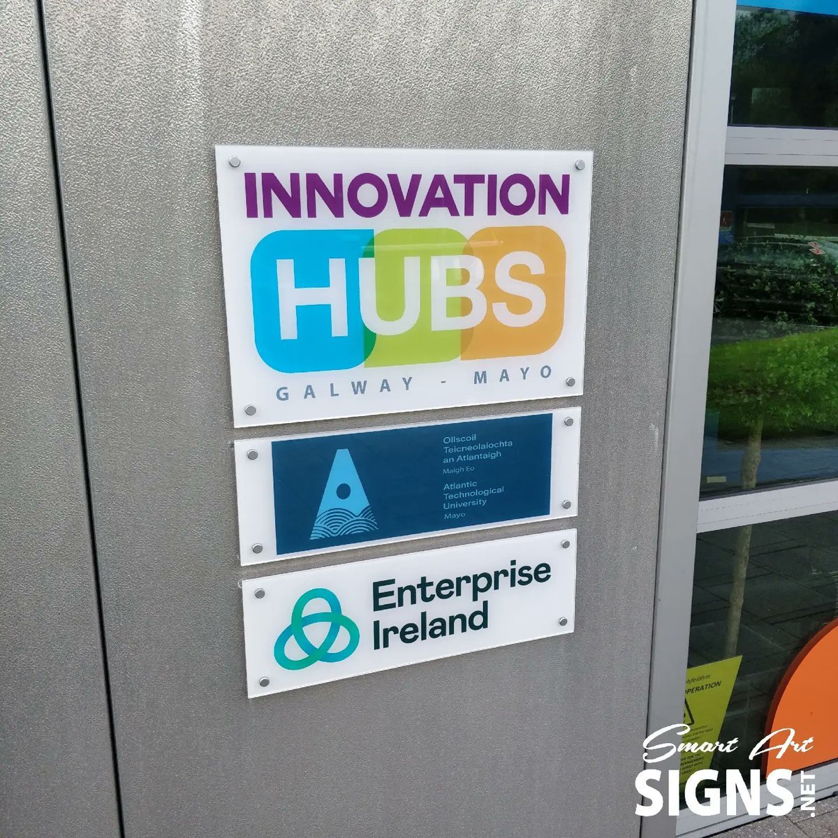 Smart Art Signs tweet media