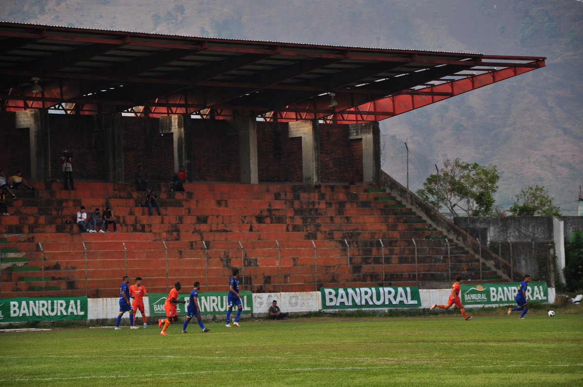 Armandoroldan's tweet photo. Achuapa recibe este sábado a Guastatoya, el juego será en un horario no habitual.

4:00 pm - Barrio el Cóndor. #Liganacional https://t.co/DZtrrGVVFS