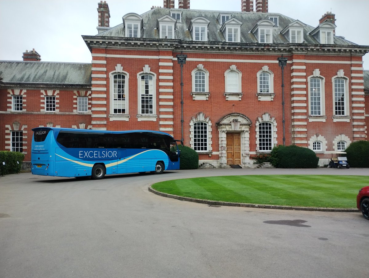 So it's <a href="/BryanstonSchool/">Bryanston School</a> today in <a href="/ExcelsiorCoach/">Excelsior Coaches</a> 1 for a quick run down to Poole.