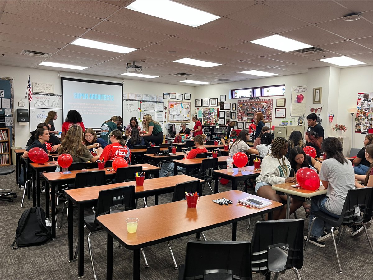 Early Childhood Education FCCLA Students from CUSD participate in a district wide leadership training together to kick off the new school year. #WeAreChandlerUnified