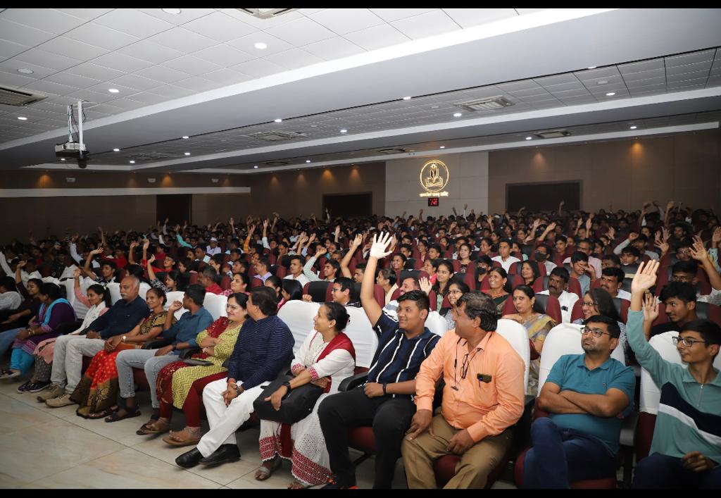 polytechnic_y's tweet photo. #Diploma First Year students
#YBPP
#DYPECA Placement Cell
Y.B.Patil polytechnic conducted Induction Programme 2023-24 for First Year Students.
We are thankful to RAdm Amit Vikram (Retd) Campus Director , Dr D Y Patil Educational Complex,Akurdi Prof.Jasmita Kaur(Dean Placement https://t.co/lLiY1FGQ8c