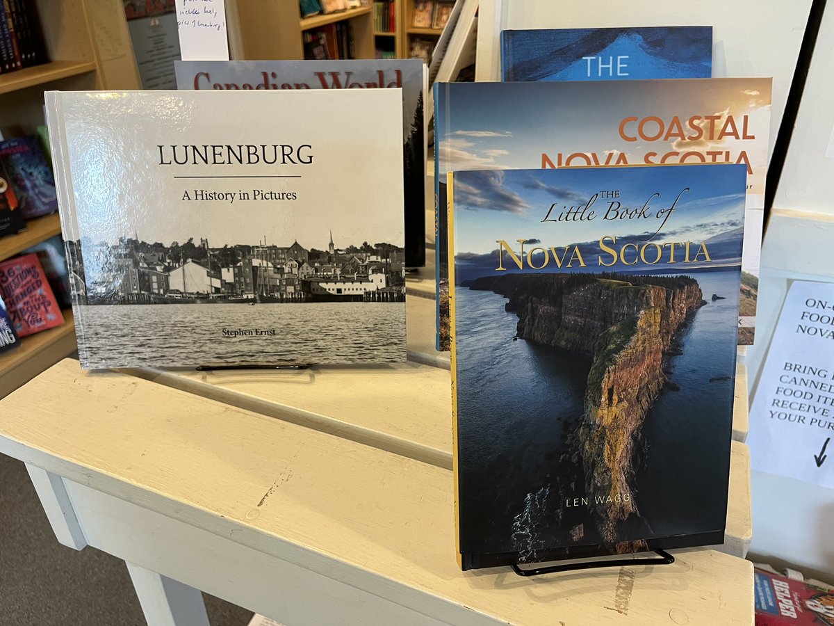DaveAtCOGS's tweet image. Had a day trip y’day to #Bridgewater, #Lunenburg (books by that @Len_Wagg_photo guy show up all-over-the-place!) &amp;amp; (the ferry at) #Lahave. (Photos: #iPhone13) Just under 300 km and there were two detours around bridges under repair due to flooding in late July