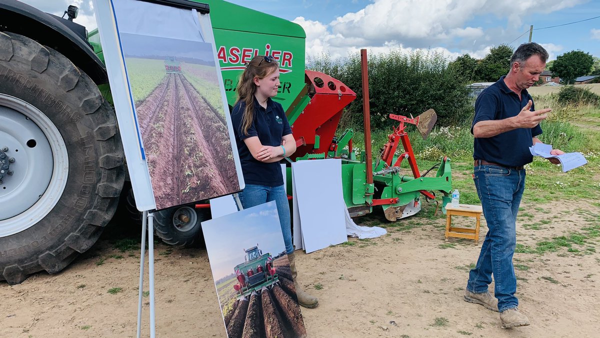Peter Craven🚜🇬🇧🦋🐝🐞 (@redhousefarms) on Twitter photo 🥔🥔🥔Great meeting this week with <a href="/ProduceSolution/">Produce Solutions</a> <a href="/ThePotatoP_ship/">The Potato Partnership</a> <a href="/cupgra/">CUPGRA</a>
Hearing from <a href="/Crop_Trials/">Dr Bill Watts</a> looking at how varieties perform +/- nematicide in his stratified PCN resistance and tolerance trial.
Thanks to Nigel Adams for hosting and sharing his Regen steps in potatoes 🥔🥔🥔Great meeting this week with <a href="/ProduceSolution/">Produce Solutions</a> <a href="/ThePotatoP_ship/">The Potato Partnership</a> <a href="/cupgra/">CUPGRA</a>
Hearing from <a href="/Crop_Trials/">Dr Bill Watts</a> looking at how varieties perform +/- nematicide in his stratified PCN resistance and tolerance trial.
Thanks to Nigel Adams for hosting and sharing his Regen steps in potatoes