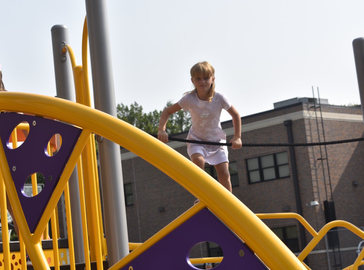 scbpubschools's tweet photo. Students at Westmoor, Lincoln Heights and Lake Minatare got to enjoy their new playgrounds for the first time yesterday!  #bearcatpride https://t.co/R9wa26Ac6p