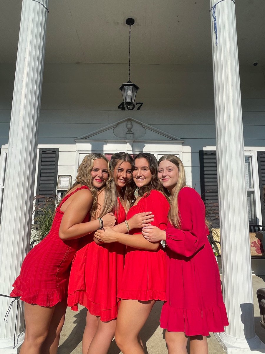 𝕎𝔼𝕃ℂ𝕆𝕄𝔼 ℝ𝕆𝕌ℕ𝔻𝕊!
What a great day getting to talk about our amazing sisterhood. Only two more days until PC 23’ comes home! ❤️