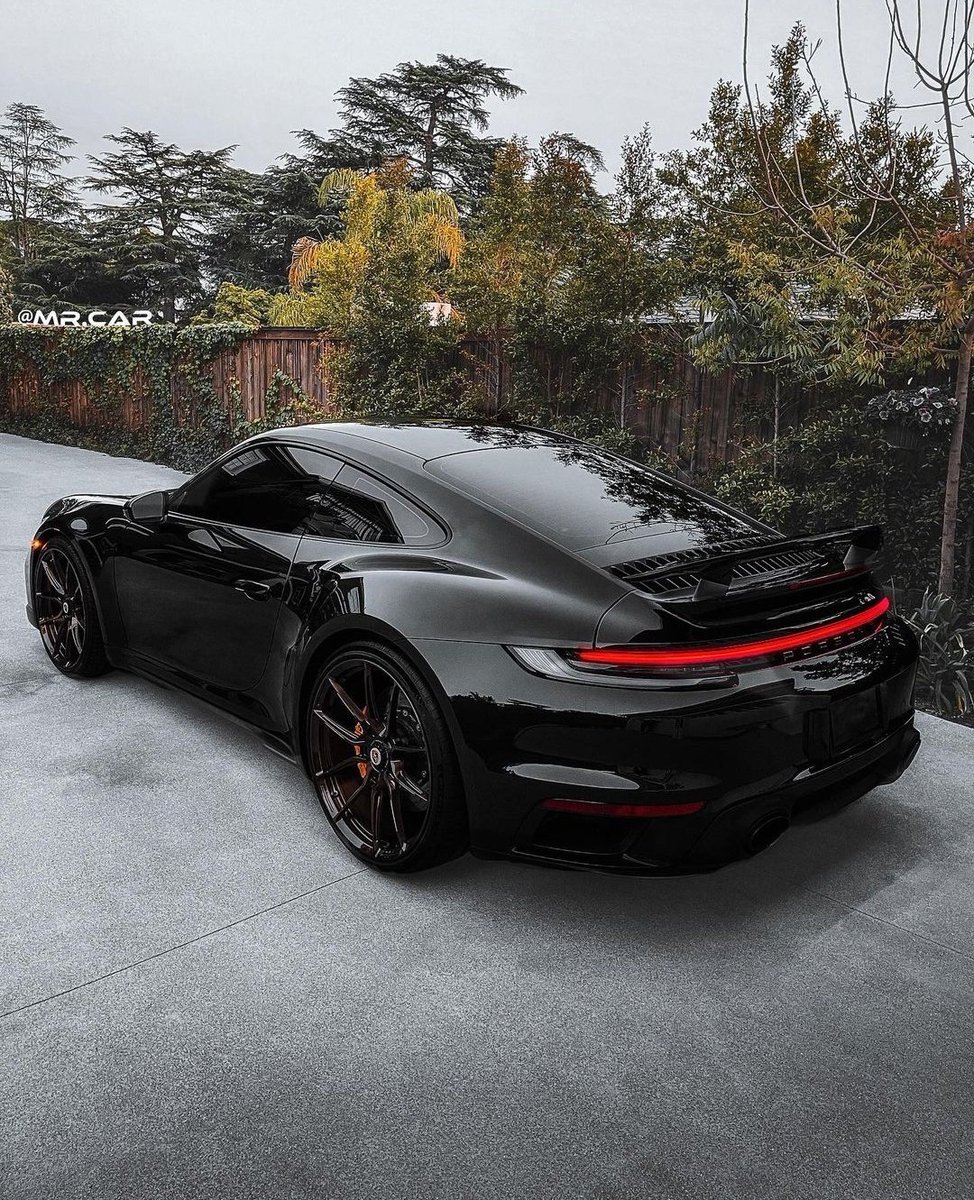 Blacked out Porsche's &gt;&gt;&gt;