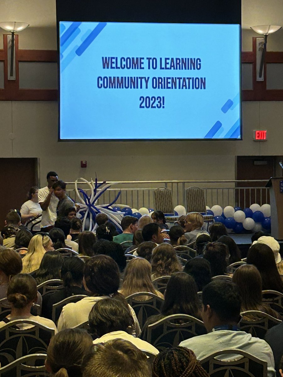 SLU Doisy College of Health Sciences (@sludchs) on Twitter photo SLU Learning Community Orientation today at the Busch Student Center. The Health Sciences LC is facilitated by Doisy College of Health Sciences student Mary Gogola and faculty Dr. Anthony Breitbach and Dr. Tim Randolph!
#billikens #DCHSlife
<a href="/SLUHRL/">SLU Housing & Residence Life</a> <a href="/SLU_Official/">Saint Louis University</a> SLU Learning Community Orientation today at the Busch Student Center. The Health Sciences LC is facilitated by Doisy College of Health Sciences student Mary Gogola and faculty Dr. Anthony Breitbach and Dr. Tim Randolph!
#billikens #DCHSlife
<a href="/SLUHRL/">SLU Housing & Residence Life</a> <a href="/SLU_Official/">Saint Louis University</a>