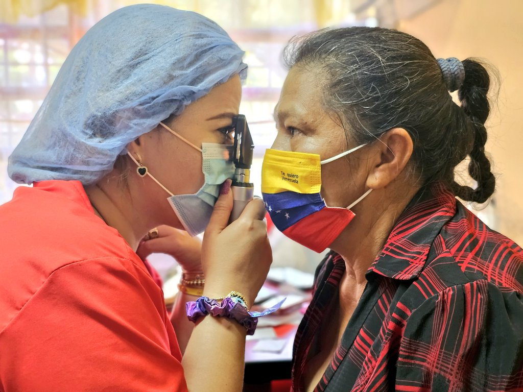 IpasmeOficial's tweet photo. 1/2 ¡En todos los rincones del país!

Llegamos a Casacoima tierra deltana, para atender a nuestros docentes y sus familiares con la captación del Plan Quirúrgico Oftalmológico.

@NicolasMaduro
@Mision_Milagro
#VamosConLasBricoMiles https://t.co/TA05a3CvoB