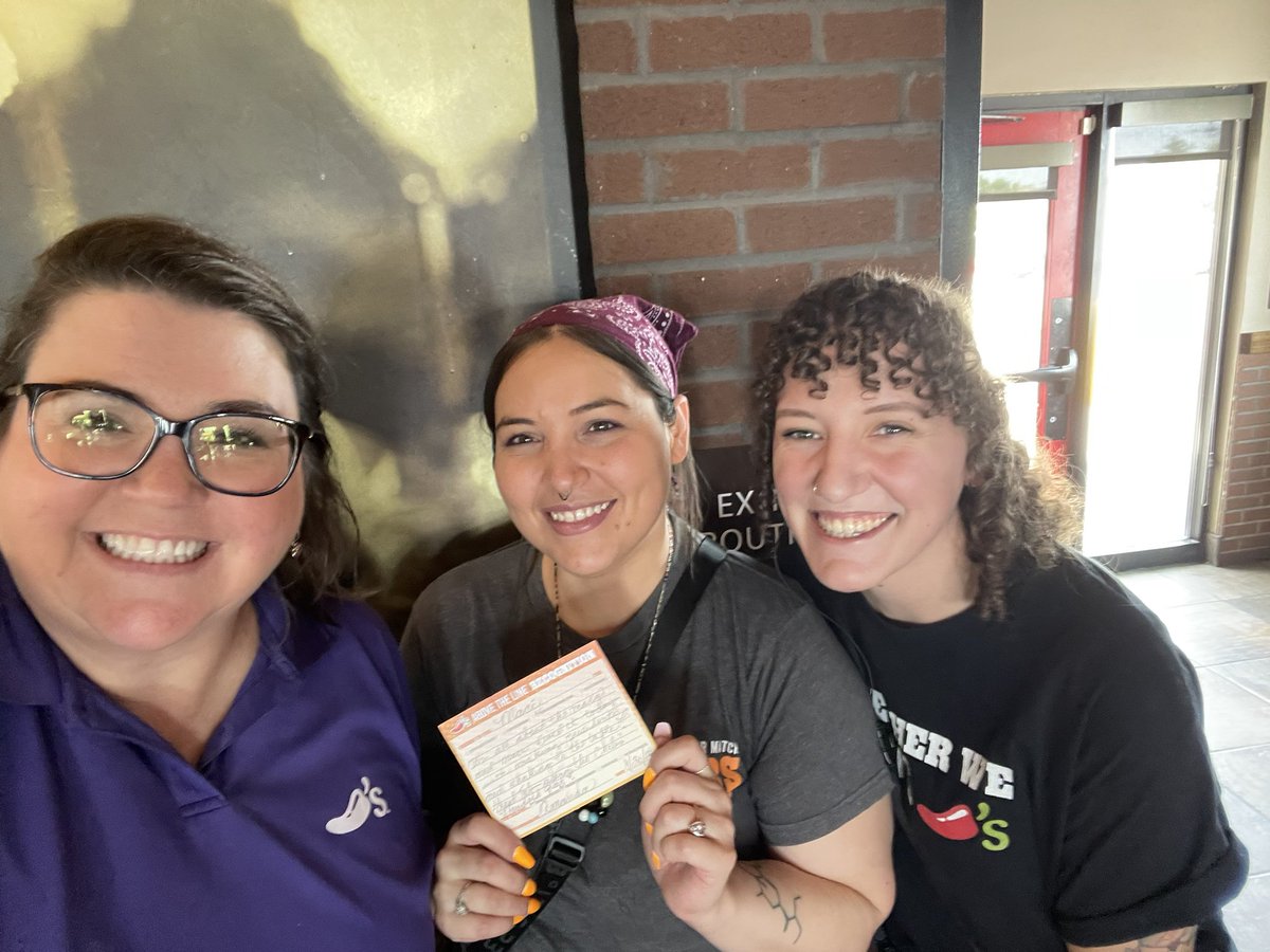 Amanda McKinney (@amanda3mckinney) on Twitter photo Y’all! This is Maci and she had every bar guest drinking ritas today!! It all starts with a marg!! #ChilisLove <a href="/neufeldjosh1/">Josh Neufeld</a> <a href="/train3rgirl/">Kimberly Harding</a> <a href="/taryn_mahaffey/">Taryn Mahaffey</a> <a href="/Maceeinyaface/">Mace Latapie</a> Y’all! This is Maci and she had every bar guest drinking ritas today!! It all starts with a marg!! #ChilisLove <a href="/neufeldjosh1/">Josh Neufeld</a> <a href="/train3rgirl/">Kimberly Harding</a> <a href="/taryn_mahaffey/">Taryn Mahaffey</a> <a href="/Maceeinyaface/">Mace Latapie</a>