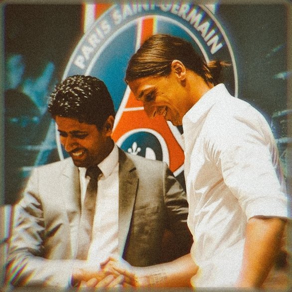 V3RRATTII's tweet photo. Zlatan Ibrahimovic : « J'ai appelé Nasser Al-Khelaïfi, le président, et je lui ai proposé : " Si je ne renouvelle pas mon contrat avec le Milan, je viendrai au PSG et je vais remettre de l'ordre dans ton équipe. " Nasser a ri, mais il n'a pas dit non.

Mino Raiola (son agent) était aussi d'accord. Il m'a dit : " C'est ton rôle idéal. Tu dois y aller, point " »

« S'il y avait plus de rigueur, tout le monde courrait sur le terrain, personne n'arriverait en retard à l'entraînement, les joueurs ne se permettraient de faire ce qu'ils veulent. Si j'étais là, je ne dirais pas quoi faire mais j'ordonnerais. »

« Le PSG a changé son histoire en quarante-huit heures : il est passé d'un statut de club normal à la dimension qu'il a aujourd'hui. Donc si tu n'as pas un dirigeant fort, cela peut devenir ingérable, avec toutes les stars que tu as amassées dans ton équipe. » 🔴🔵