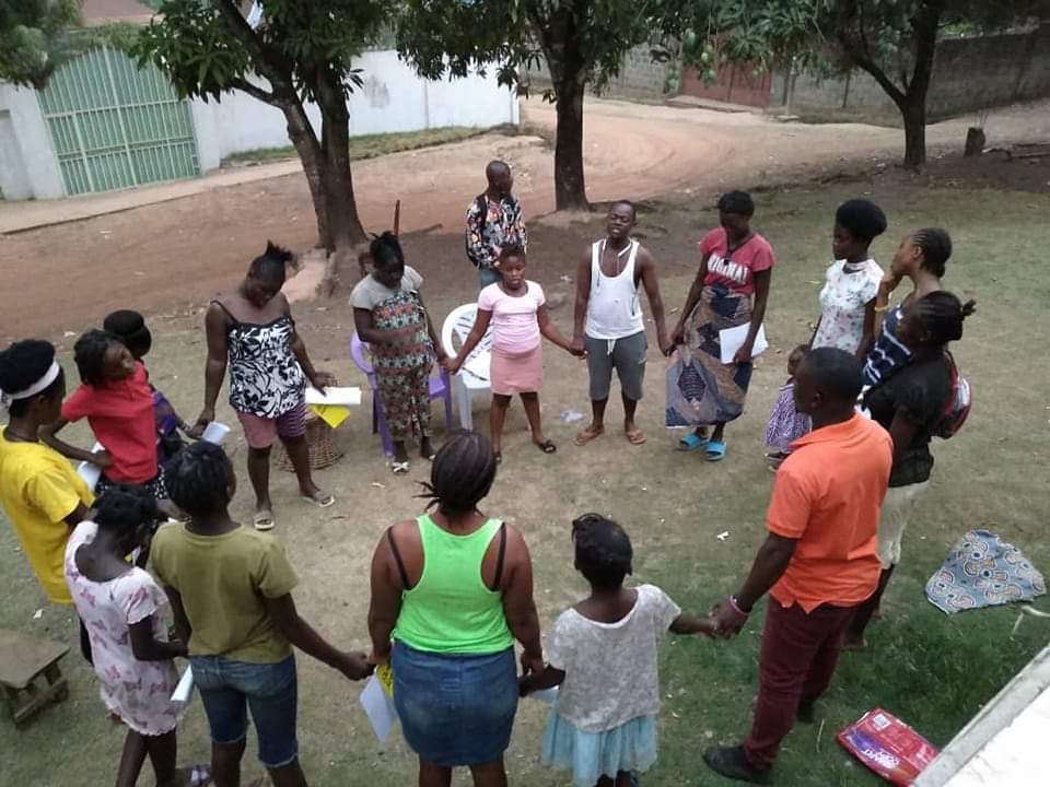 Addressing the unmet needs for family planning in the rural communities of Sierra Leone 
<a href="/UNFPASierraleon/">UNFPA in Sierra Leone</a> <a href="/NadiaRashd/">Nadia Rasheed</a> <a href="/FirstLadyBio/">H. E.  Fatima Maada Bio</a> <a href="/AngelProtocol/">angelprotocol</a> <a href="/EUinSierraLeone/">EU in Sierra Leone</a> <a href="/actionaid/">ActionAid</a> SierraLeone <a href="/UNDPAccLabs/">UNDP Accelerator Labs</a> <a href="/UNDPSierraLeone/">UNDP Sierra Leone</a>