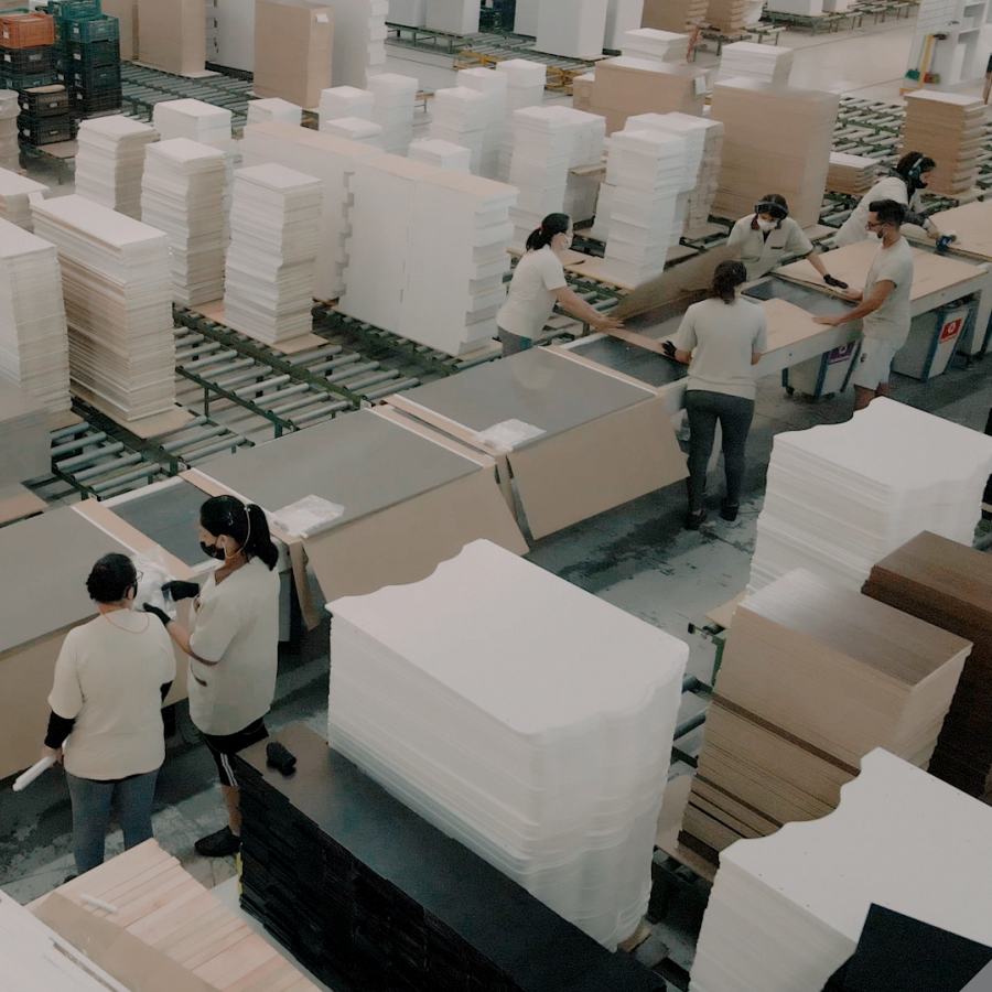 sortimentos's tweet photo. Indústria moveleira gaúcha : primeiro semestre de 2023 teve tímido avanço de faturamento e baixa nas exportações
https://t.co/QGu13UIJYM
#SetorMoveleiro #IndústriaMoveleira #Móveis #IndústriadeMóveis #MOVERGS #Sortimento #Economia #Mercado #Indústria #IndústriaGaúcha https://t.co/iqgq26L53H
