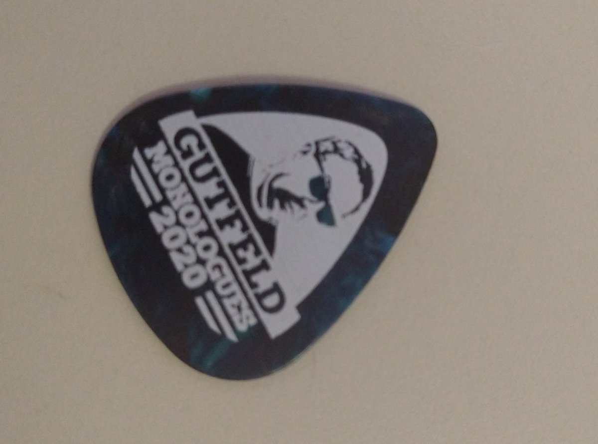 QueensSpeec1's tweet photo. @piersmorgan @greggutfeld Bet you don't have a #gregguttfeld guitar pic!!!!! https://t.co/nEQt5vwNCe
